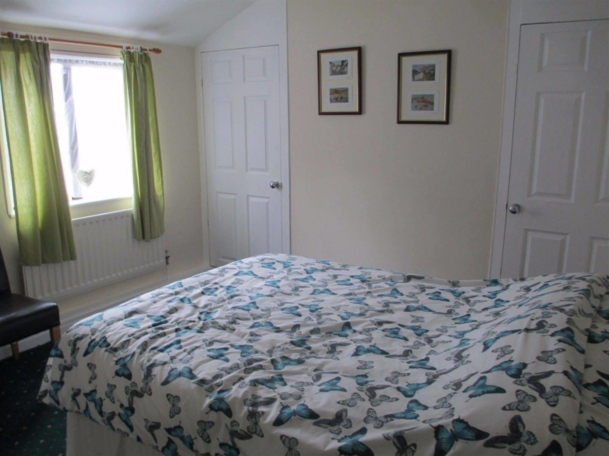 Royal George 3*